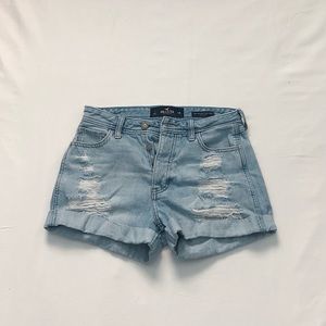 Hollister High-Rise Boyfriend Jean Shorts